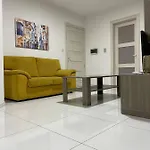 Msida Suites شقة *