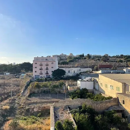 Lägenhet Msida Suites Msida